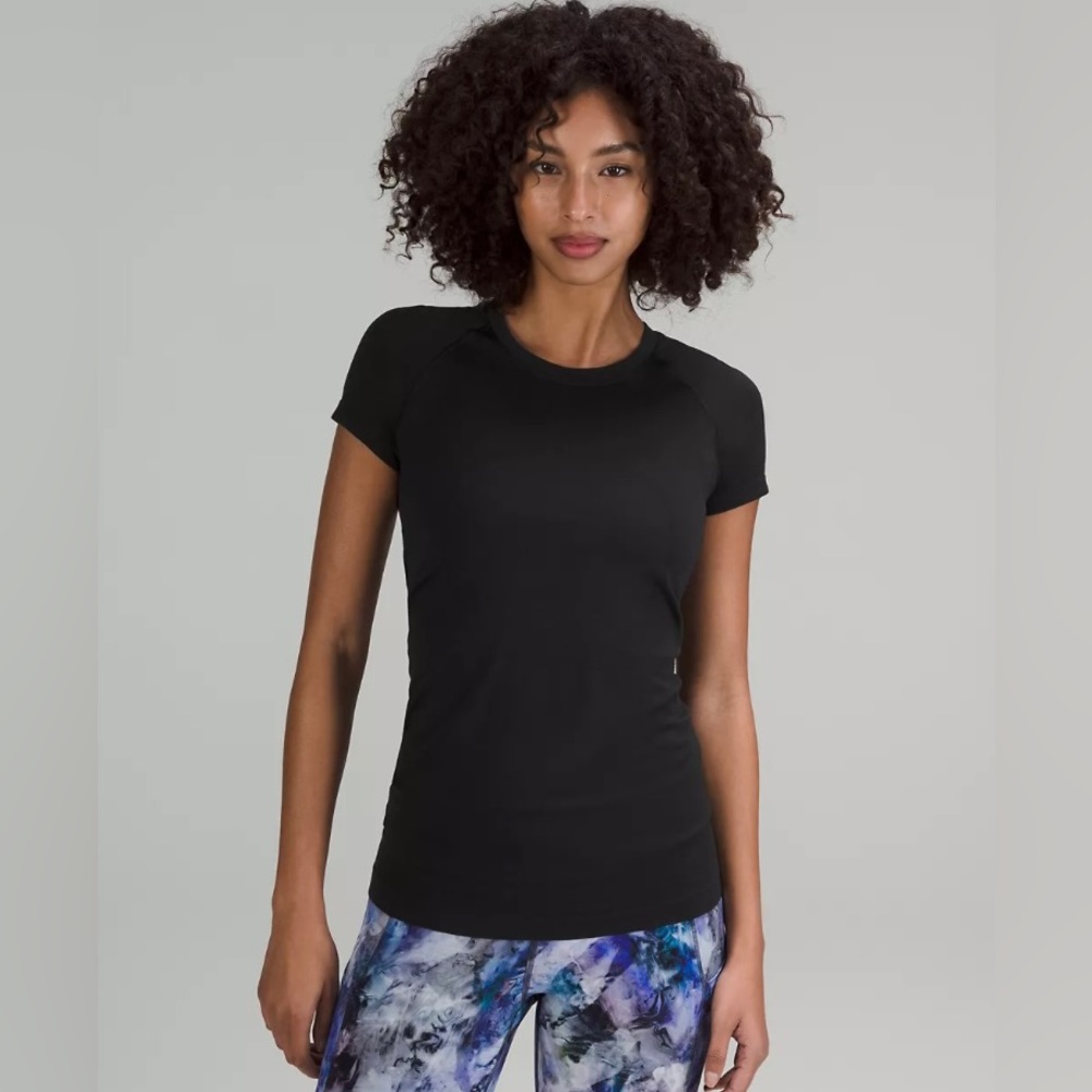 Swiftly Tech Short-Sleeve Shirt 2.0 - Black